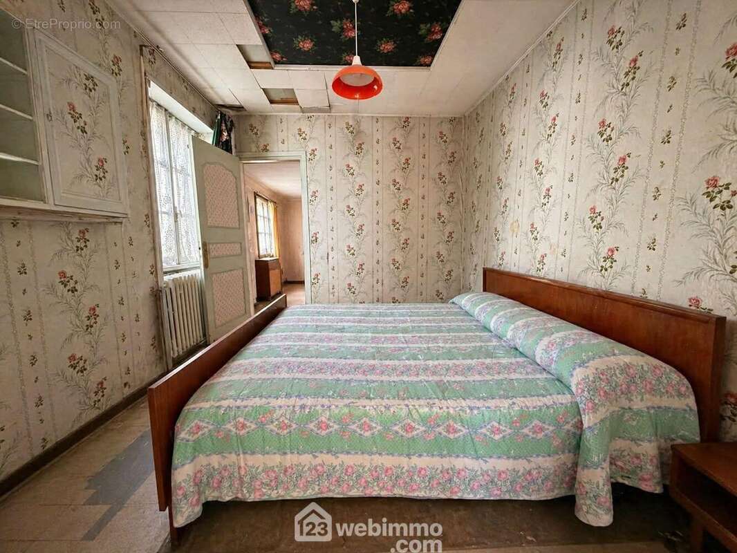 Une chambre - Maison à LAON