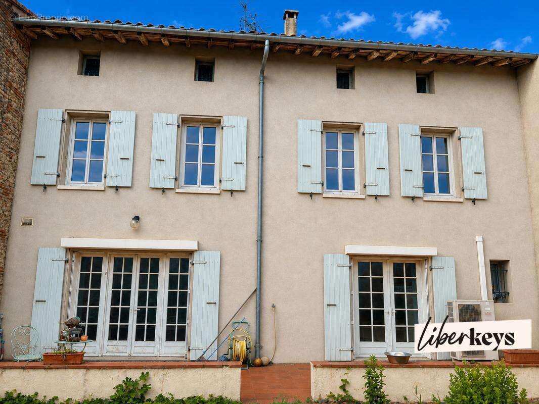 Maison T5 avec jardin, garage et vaste potentiel d’aménagement - photo 12