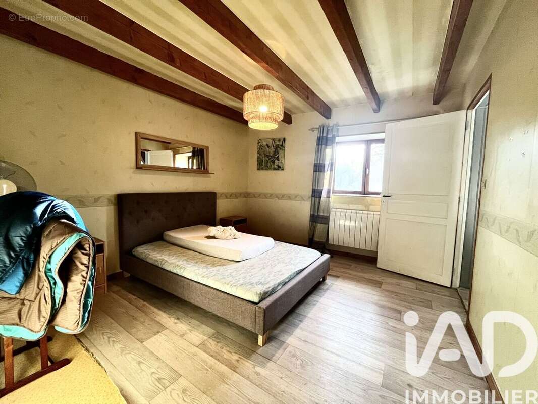 Maison 141 m² à Mainsat  - photo 7