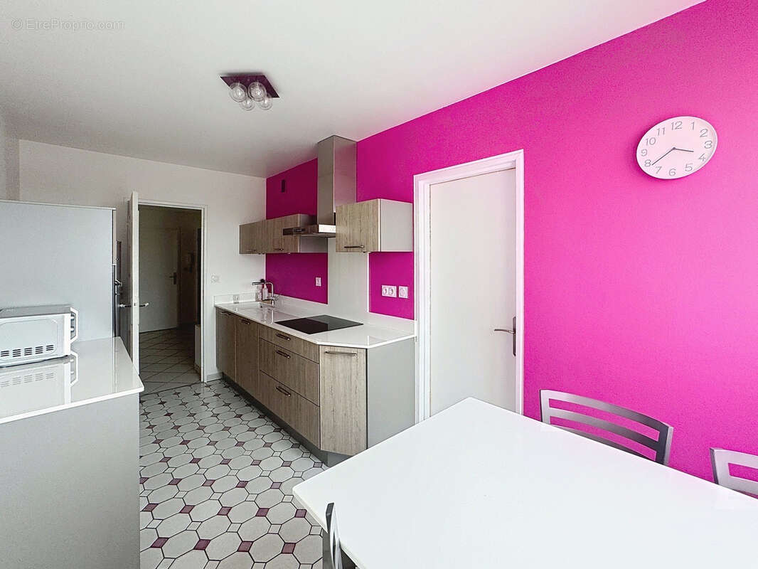 Appartement à SAINT-ETIENNE