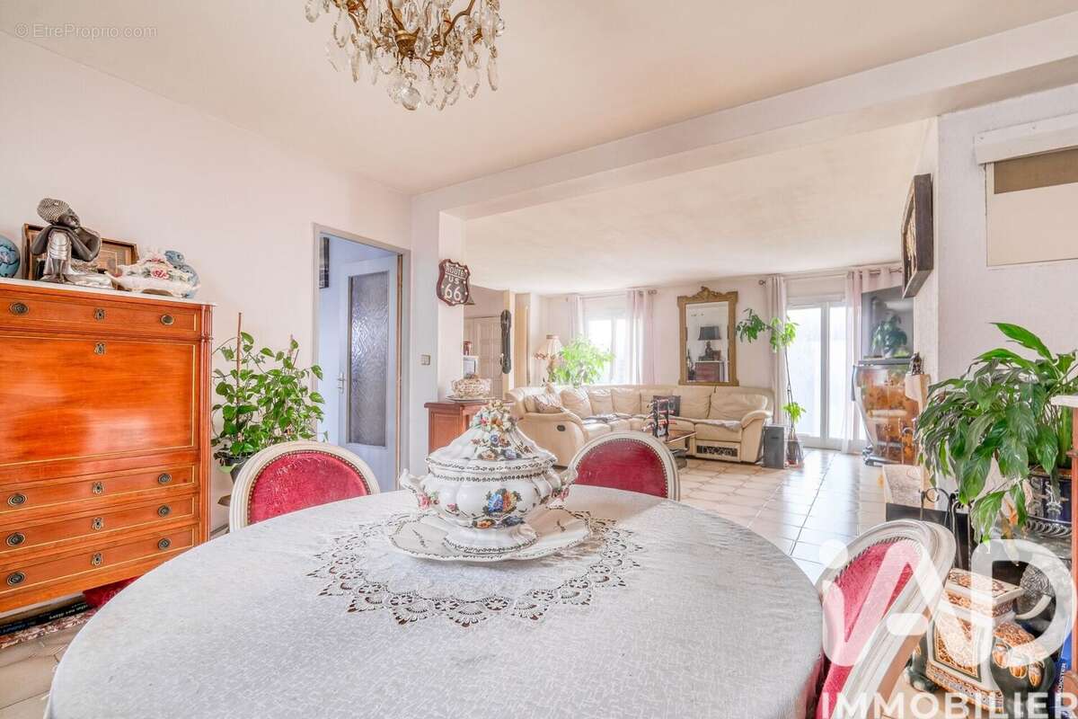 Photo 2 - Maison à MEAUX