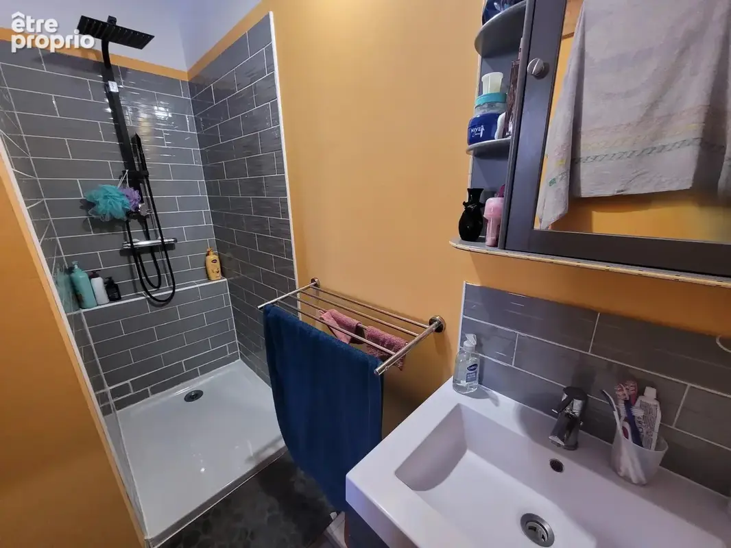 Maison entièrement rénovée - P2 et P1 - 82.13 m² - photo 7