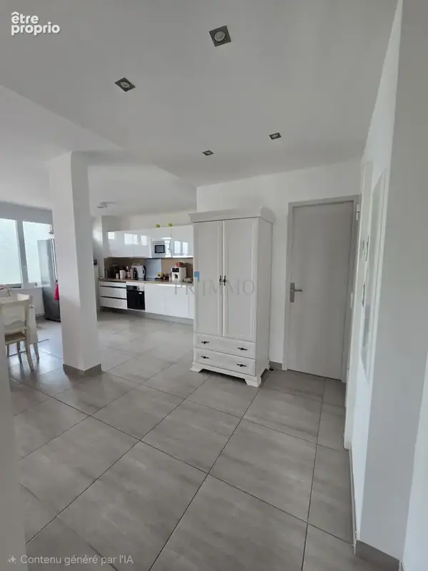 SAINT-RAPHAEL - T3 75m2 + GARAGE Proche Centre ville - photo 7