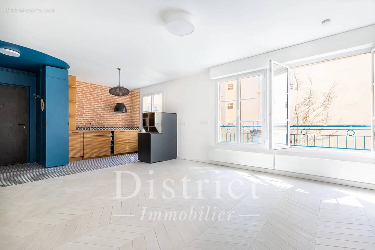 Appartement à PARIS-2E