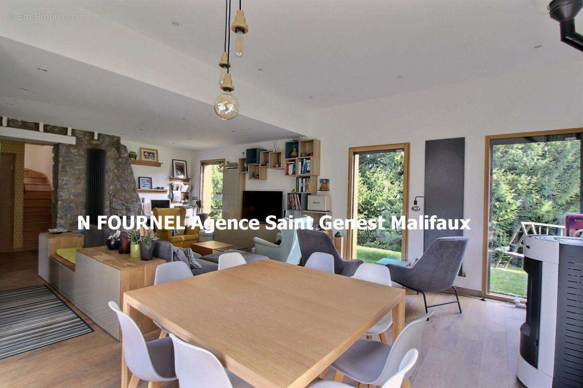 Maison à SAINT-GENEST-MALIFAUX