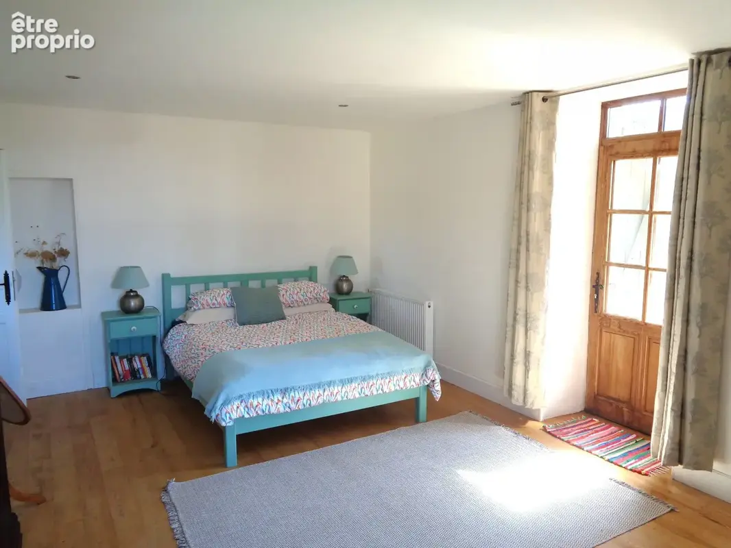 Maison 198 m² à Nanteuil-Auriac-De-Bourzac  - photo 9