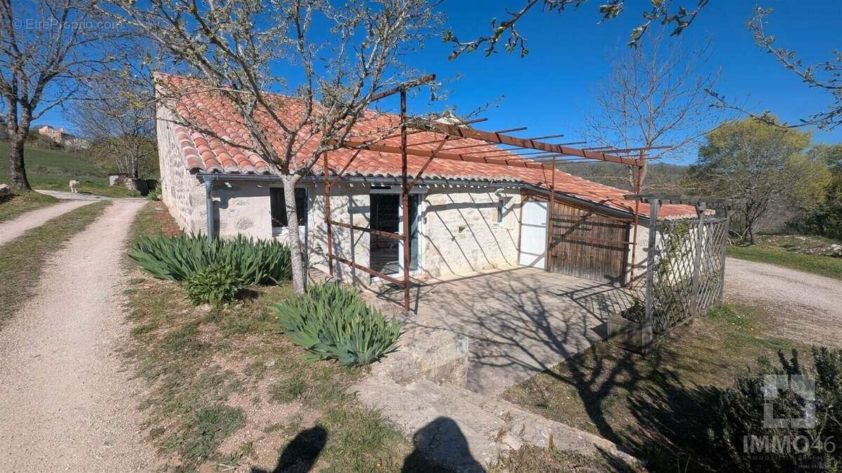 Maison à CAHORS