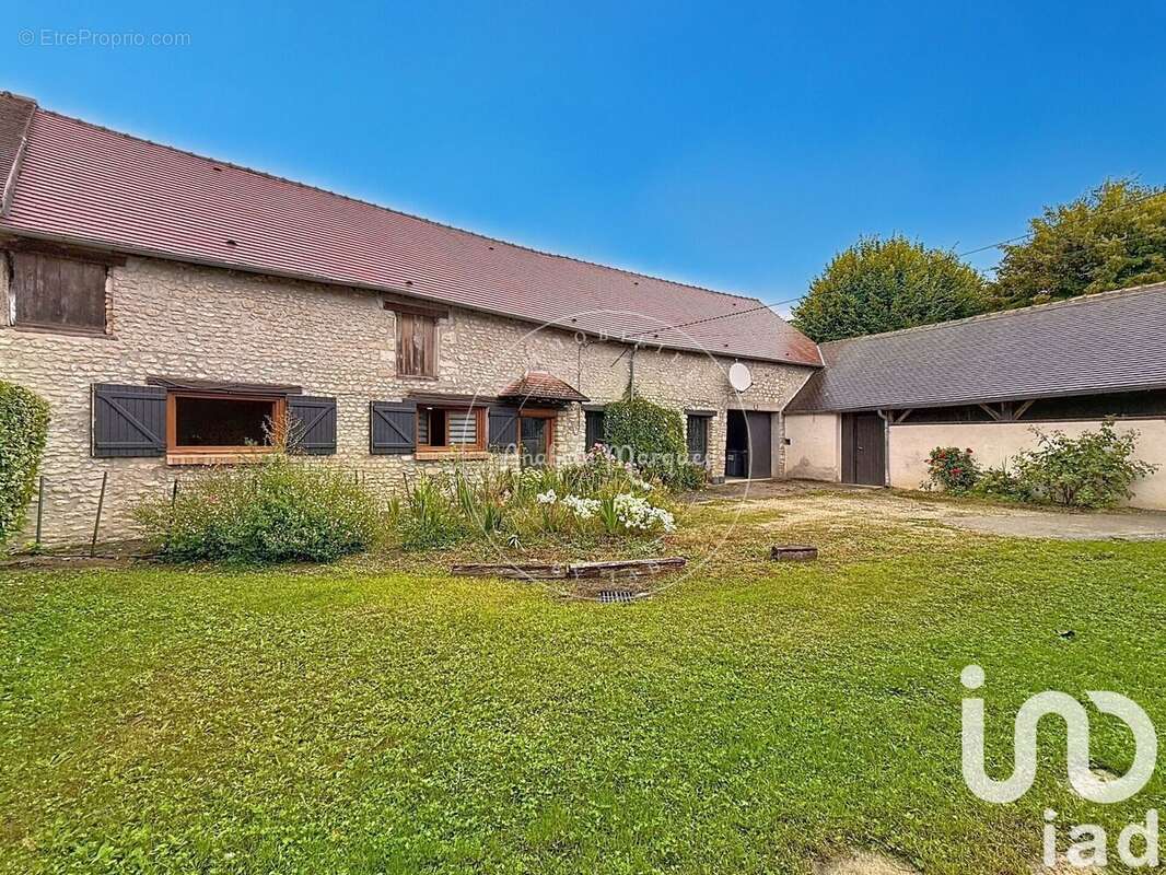 Photo 2 - Maison à ABBEVILLE-LA-RIVIERE