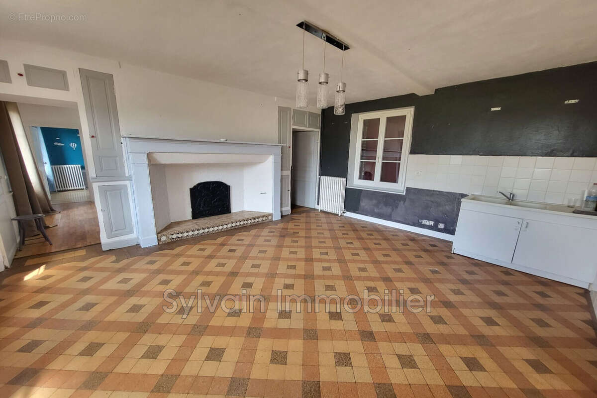 Maison 80 m² à Gournay-En-Bray  - photo 2