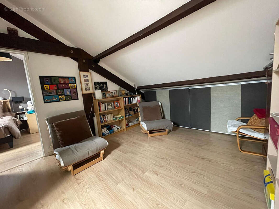 Maison individuelle 5 chambres, DPE B, suite parentale - photo 8