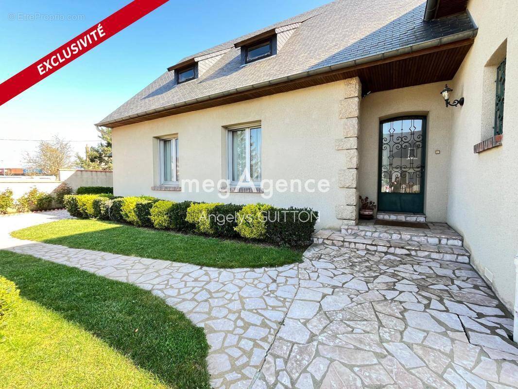 Maison à BEAUMONT-SUR-SARTHE
