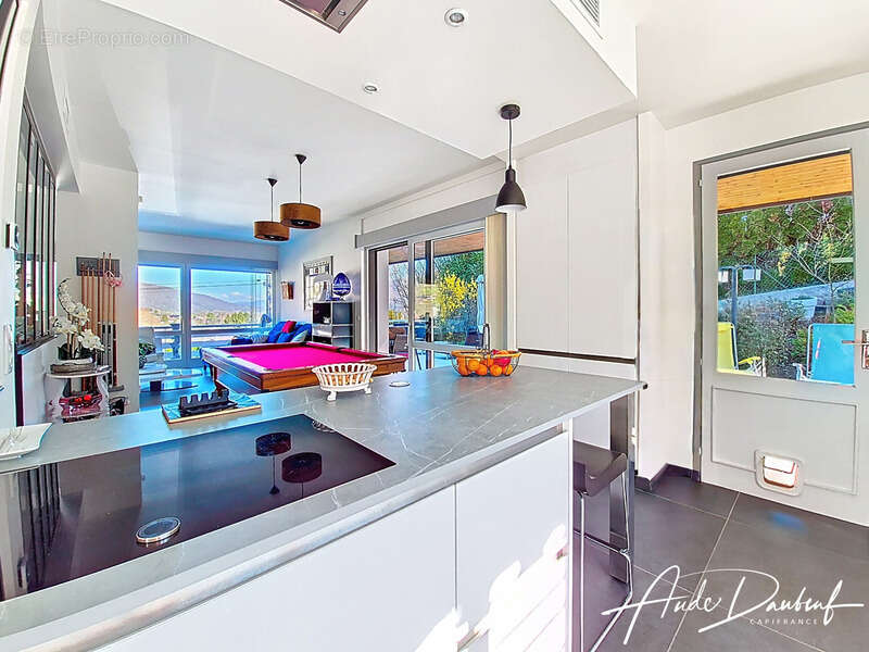 Maison à SAINT-JORIOZ