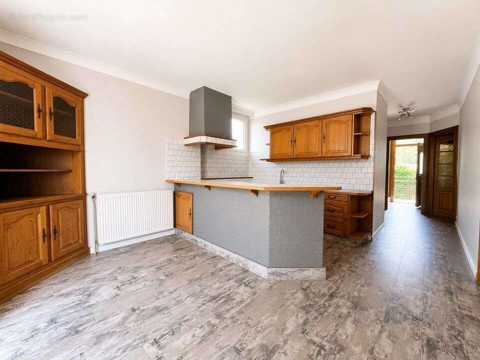 Appartement à VIVIERS-DU-LAC