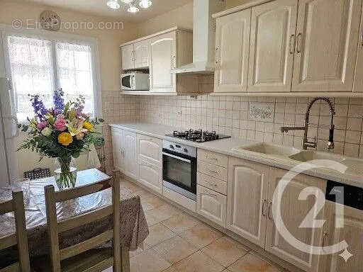 Maison 90 m² à Oissery  - photo 2
