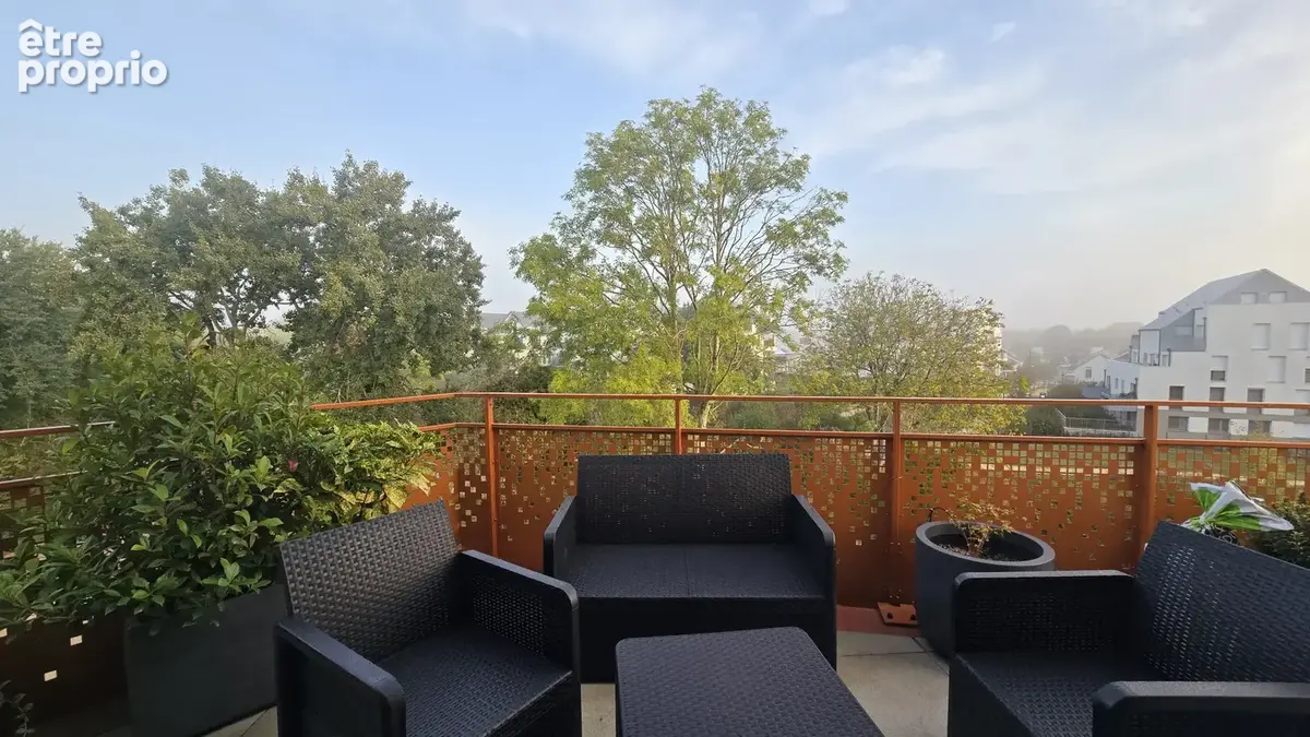 4/5  pieces avec terrasse - 3 chambres - vue degagee sans vis a vis - a proximite de tout. - photo 2