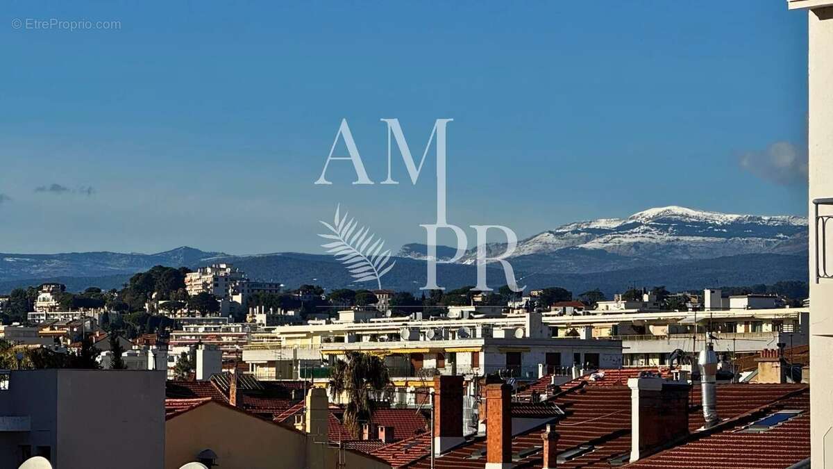 A deux pas des plages - Cannes Arrière Croisette - Appartement 2 pièces de 40m2 - Aperçu Mer - photo 2