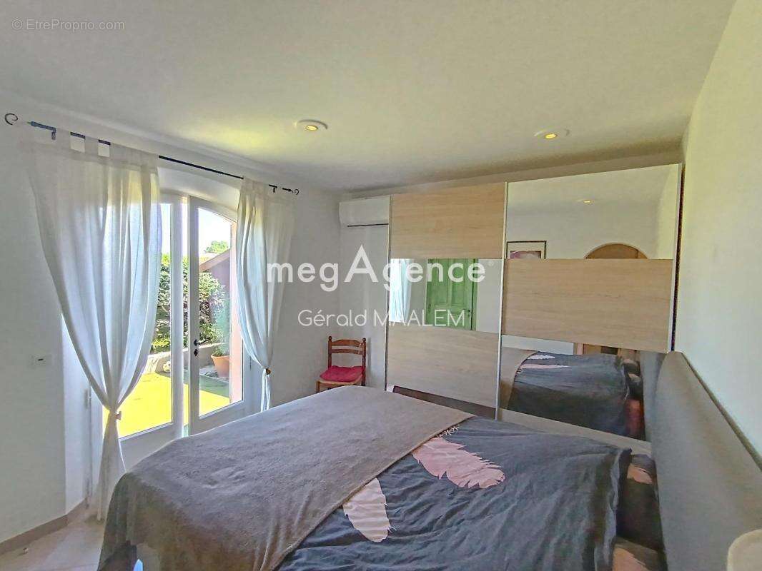 Maison de 130m² avec piscine à Cogolin - photo 9