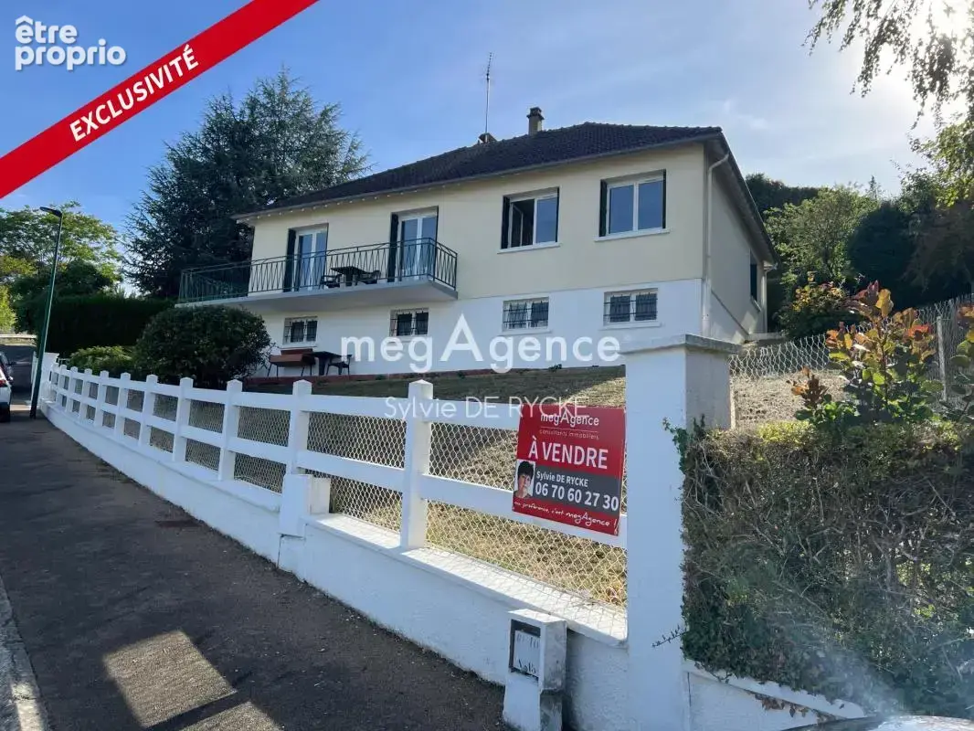 Maison sur 815m2 de terrain et sous sol total - photo 2