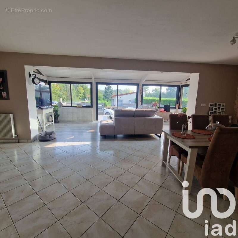 Photo 4 - Maison à FRIGNICOURT