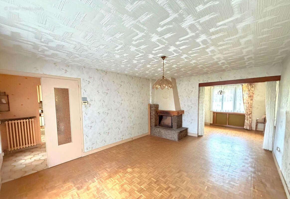 Maison à NEUILLY-PLAISANCE