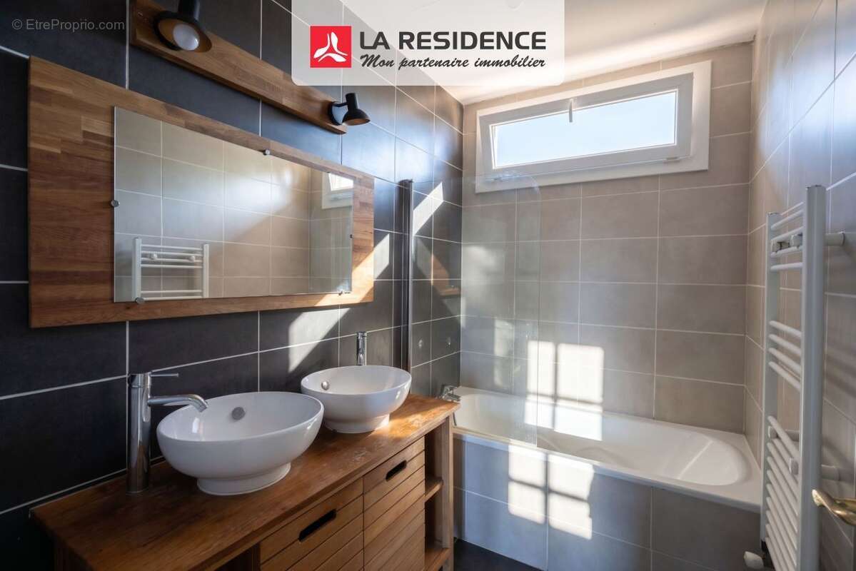 Maison 108 m² à Saint-Marcel-Les-Valence  - photo 7