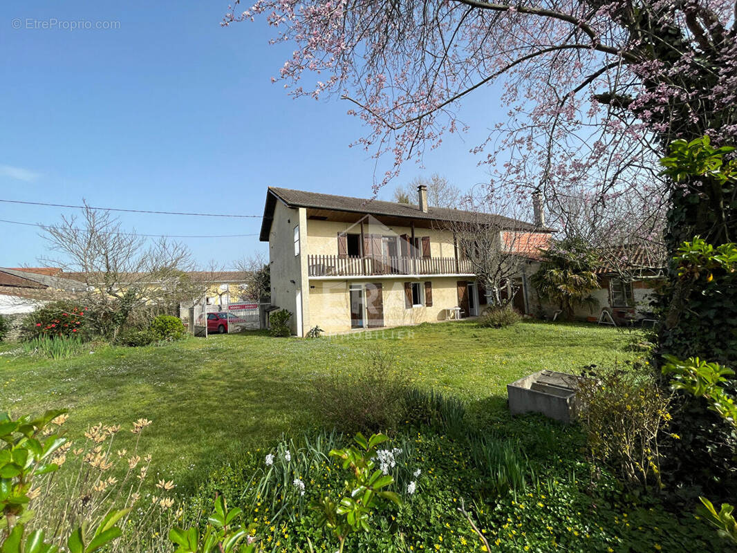 Maison à RABASTENS-DE-BIGORRE