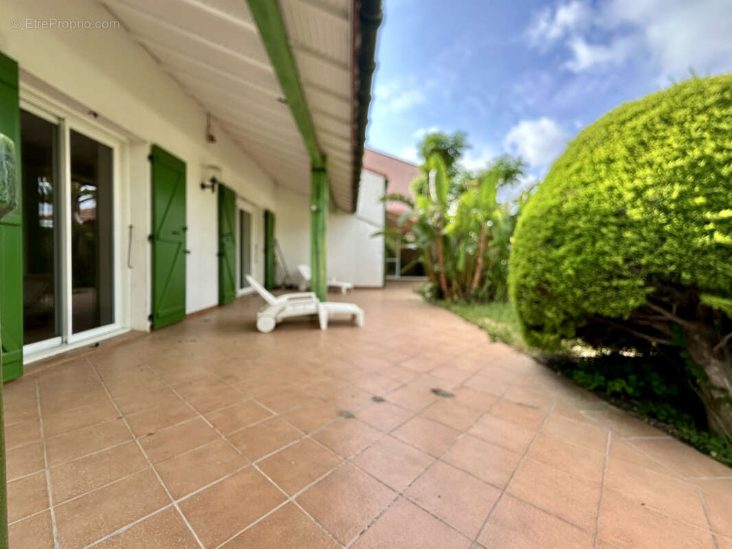 Maison à VILLENEUVE-DE-LA-RAHO