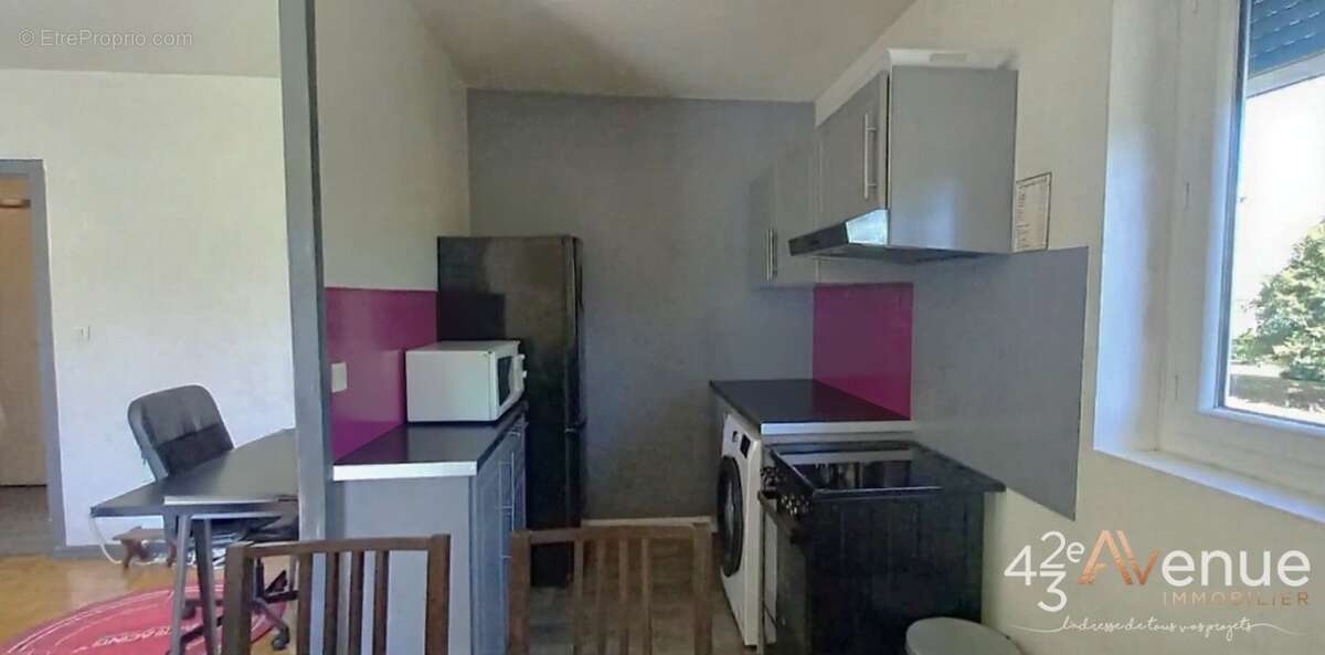 Appartement à DECINES-CHARPIEU