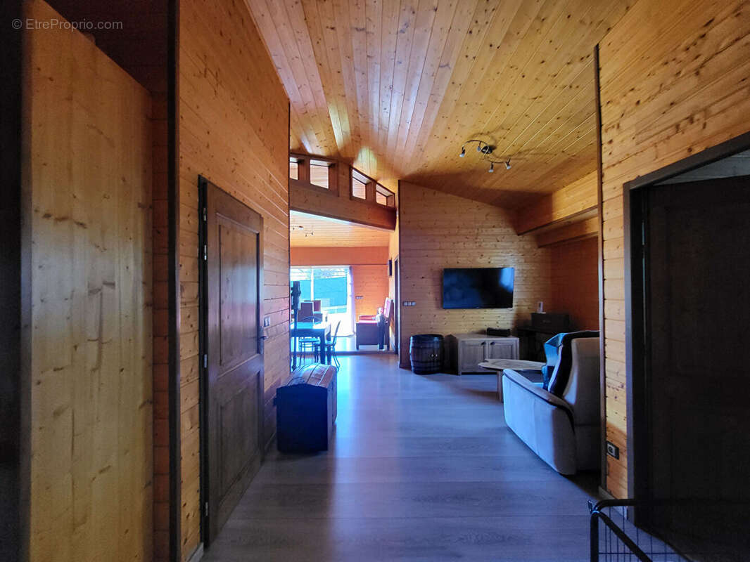 Maison à SAINT-MICHEL-L'OBSERVATOIRE