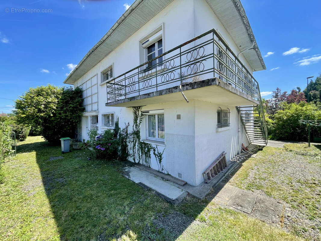 Maison à VIC-EN-BIGORRE