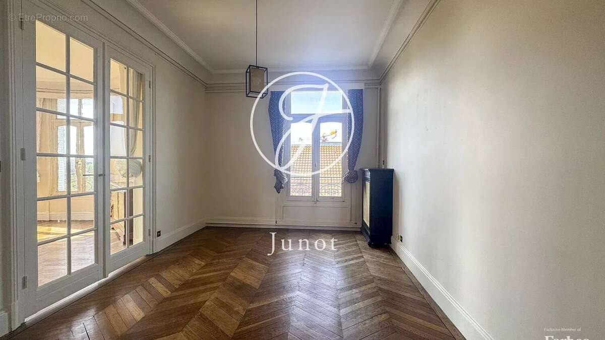 Appartement à LA MADELEINE