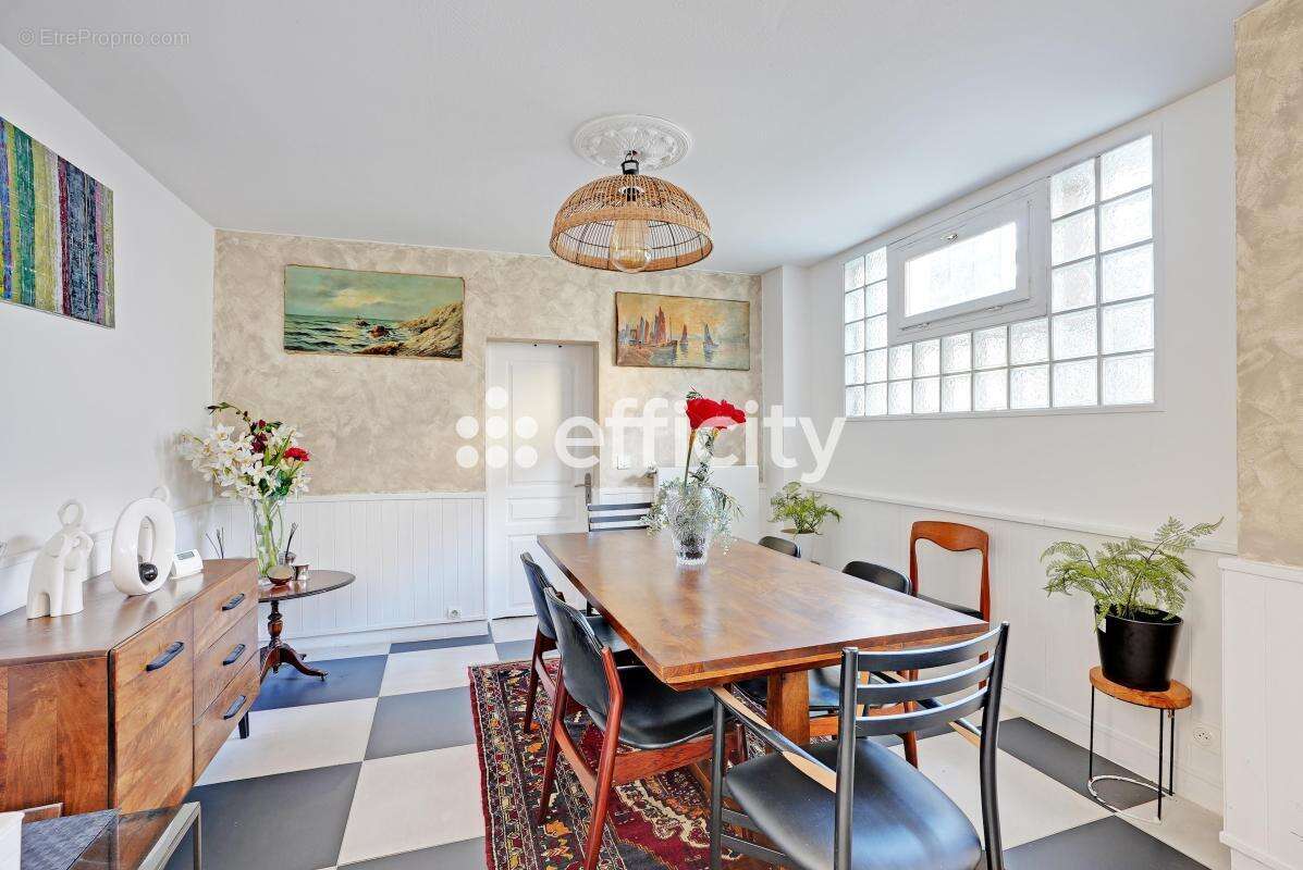 Appartement à VILLENEUVE-LE-ROI