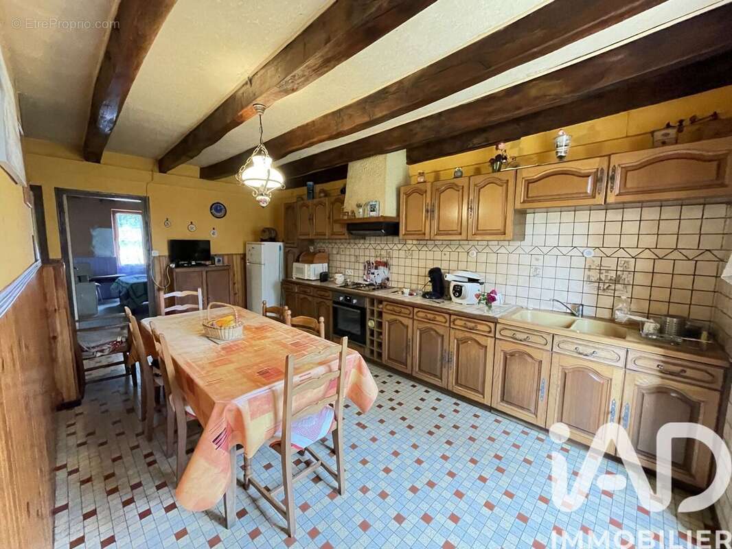 Photo 8 - Maison à LATHUS-SAINT-REMY