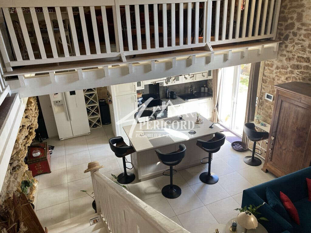 Maison à LE BUISSON-DE-CADOUIN