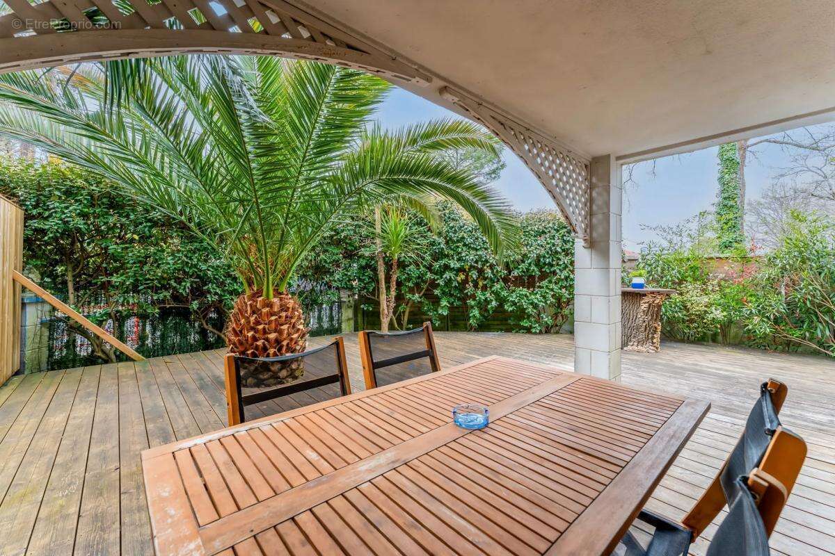 Appartement à LANTON