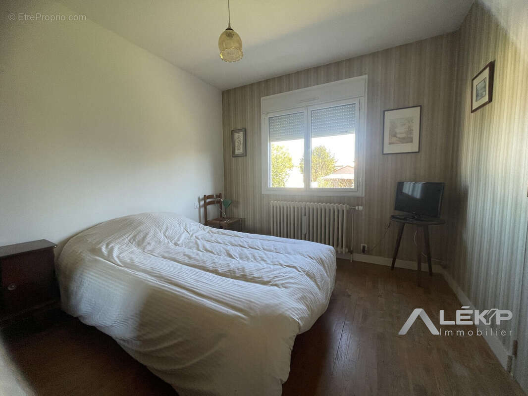 Maison à LES HERBIERS