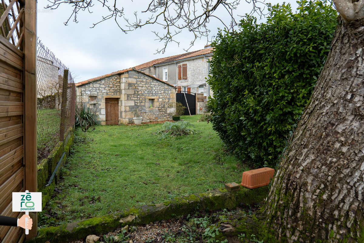 Maison à SAINT-VAIZE