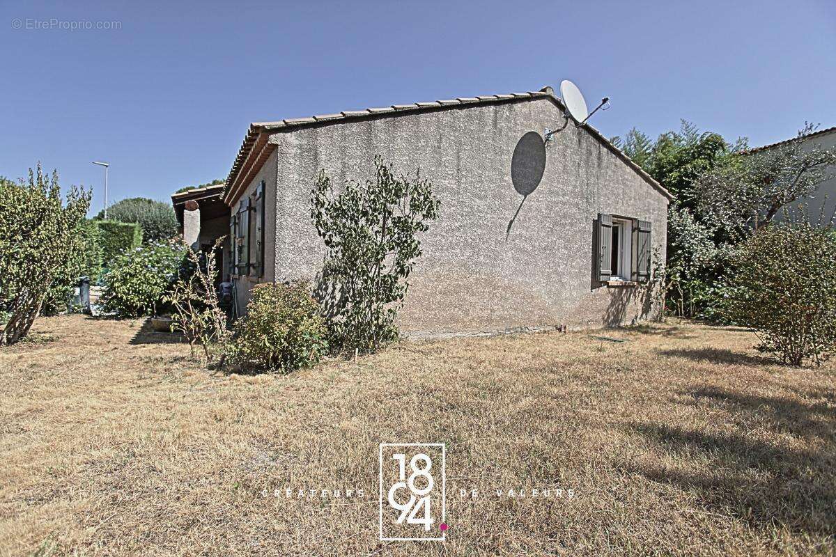 Nimes - Maison plain-pied 90 m2 avec garage - photo 2