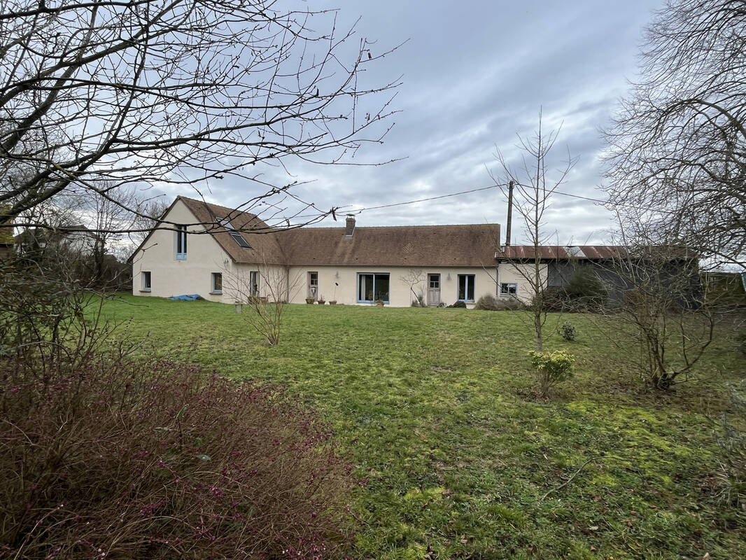 Maison à SARGE-LES-LE-MANS