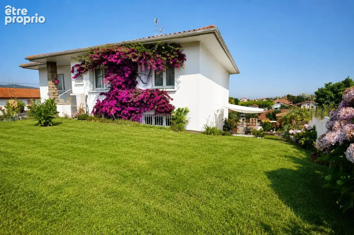 Maison 154 m² à Hendaye  - photo 2