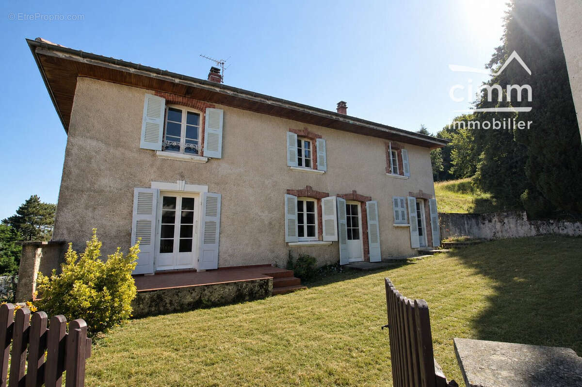 Maison 167 m² à Bressieux  - photo 2