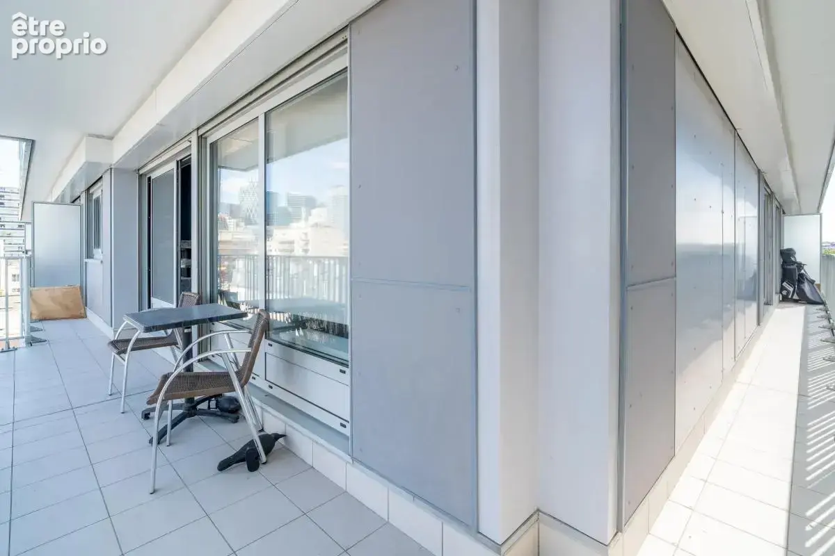 Appartement Puteaux - 3 pièces - 77 m² - Parking - Cave - Balcon - photo 12