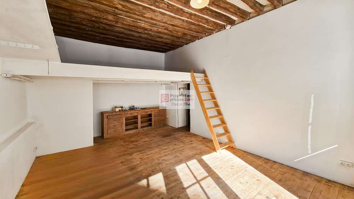 Appartement à VERSAILLES