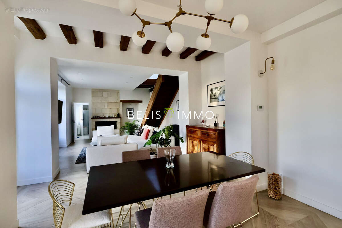 Maison à AZAY-LE-RIDEAU