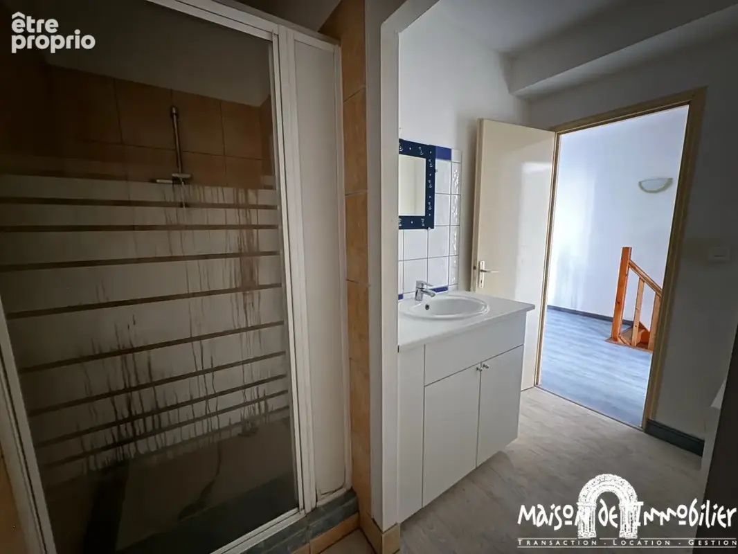 A vendre à VAL-DE-COGNAC - Ensemble immobilier de deux logements - photo 15