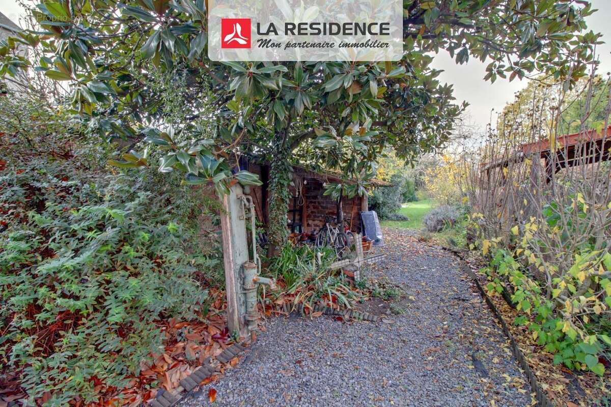 Maison à LES MUREAUX