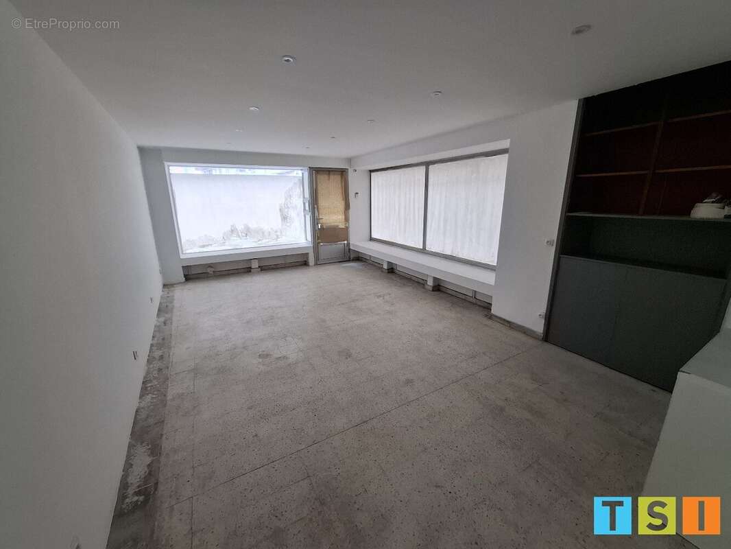 Maison à MONTREJEAU