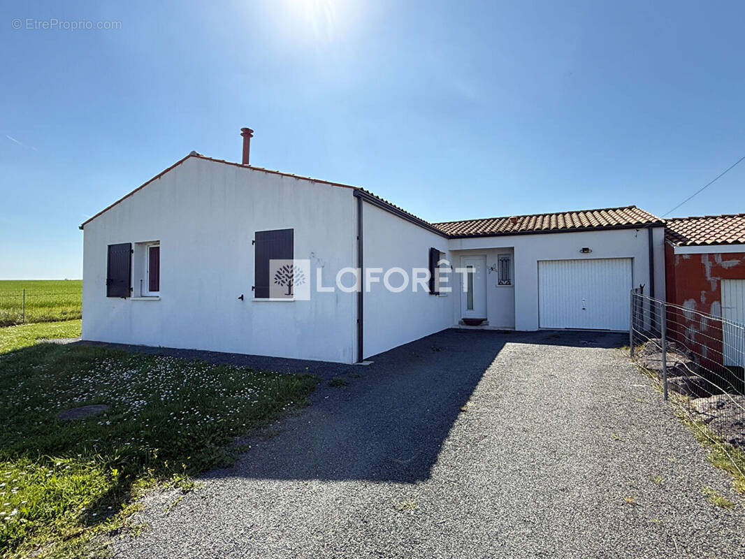 Maison à LA JARD