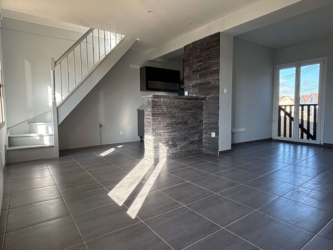 Maison à ROCHY-CONDE