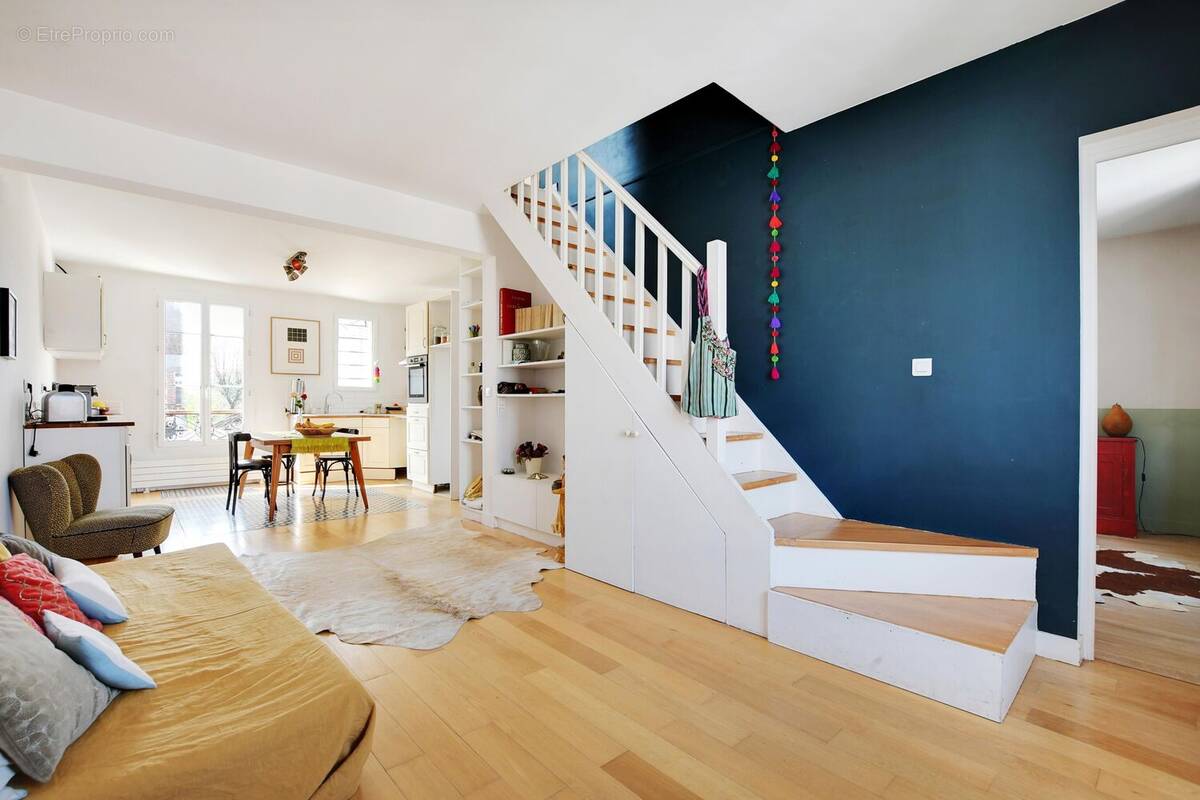 Photo 1 - Appartement à PARIS-11E